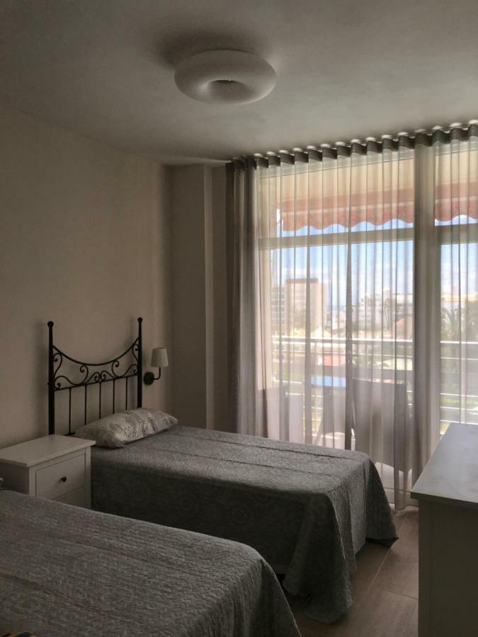 Apartments "La Roca" ตอร์เรโมลิโนส ภายนอก รูปภาพ