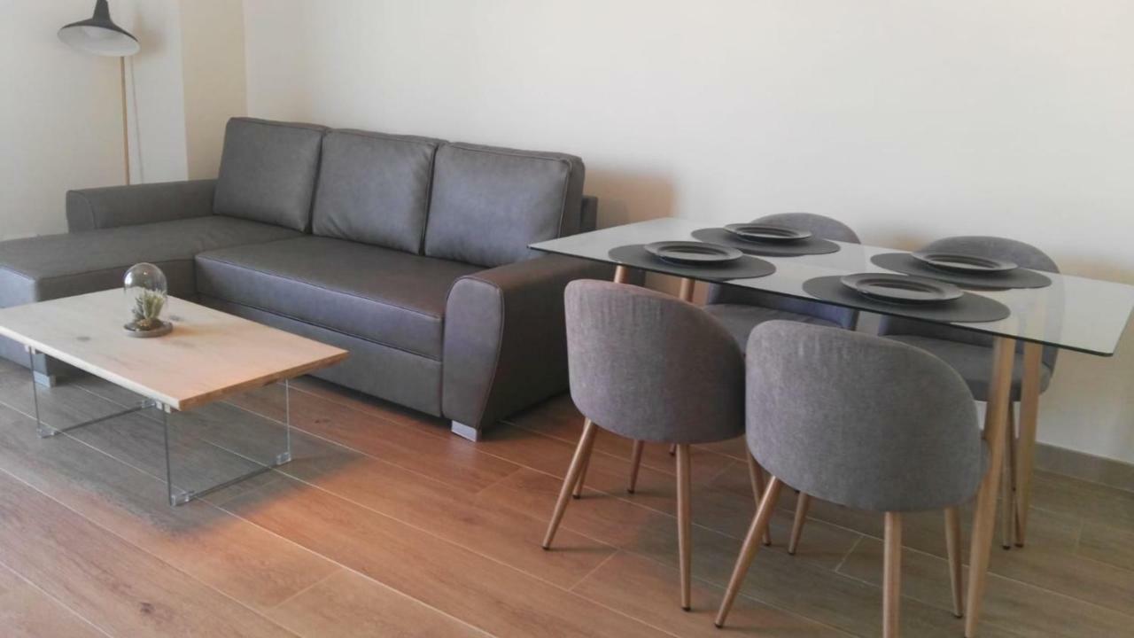 Apartments "La Roca" ตอร์เรโมลิโนส ภายนอก รูปภาพ