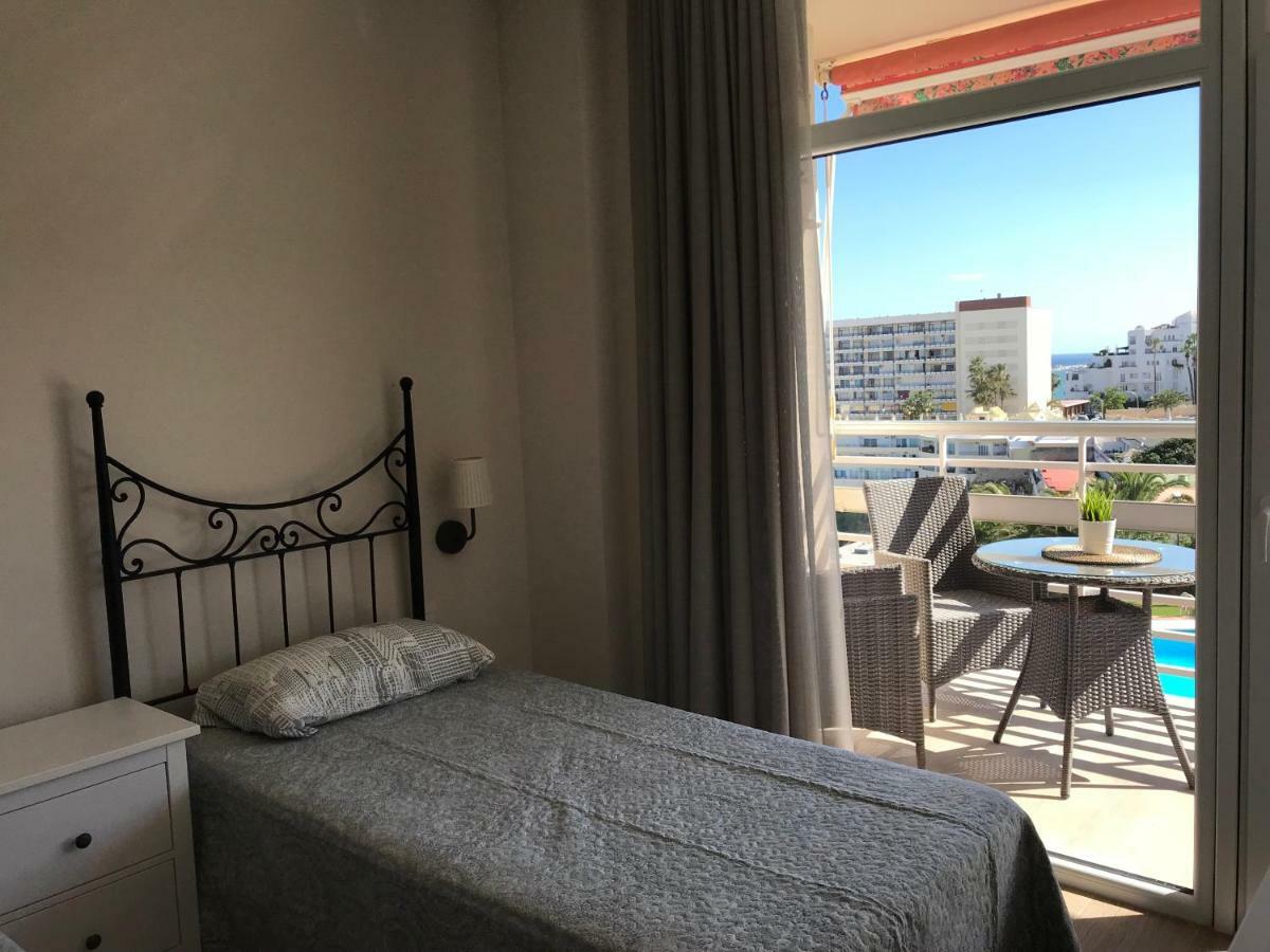 Apartments "La Roca" ตอร์เรโมลิโนส ภายนอก รูปภาพ